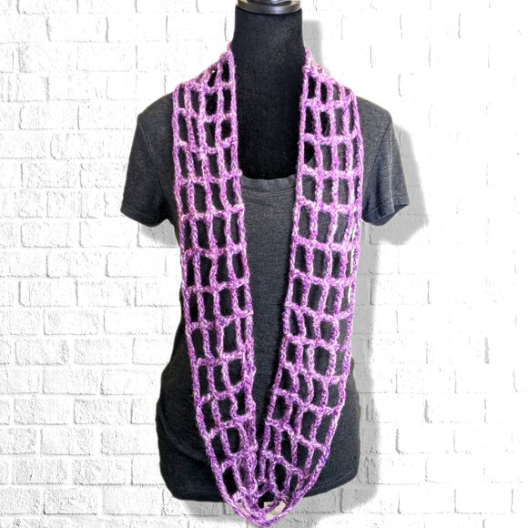 Handmade Purple Crochet Infinity Wrap Scarf Lightweight Summer Open New S1 - Picture 3 of 6